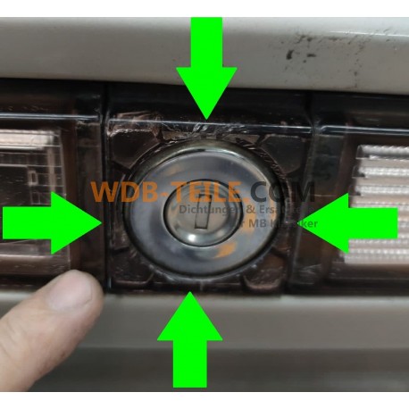 Ljusbandsskydd på baklåset lämplig för Mercedes-Benz W140 C140 SE SEL SEC A1407500037 A140 750 0037