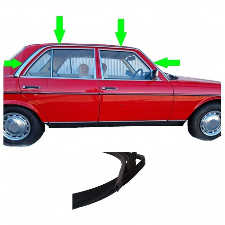 Dæksel på tagrende fra forstolpe til bagstolpe på forkromet AC-stolpe W123 sedan